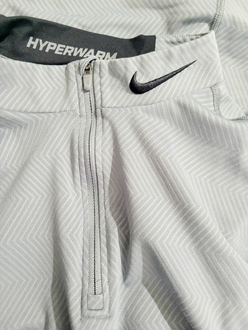 Nike Pro Hyperwarm Dri-FIT 1/4 Zip Gray Pullover Thumb Holes Women's Med Fitted - Picture 8 of 14